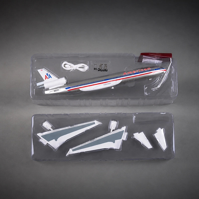 American Airlines McDonnell Douglas MD-11 1:130 Scale Model