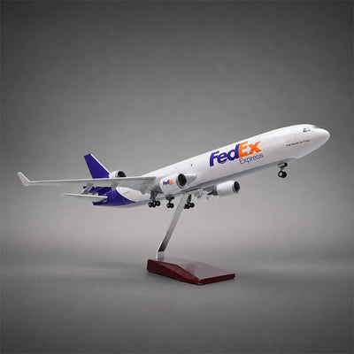 FedEx McDonnell Douglas MD-11 1:130 Scale Model