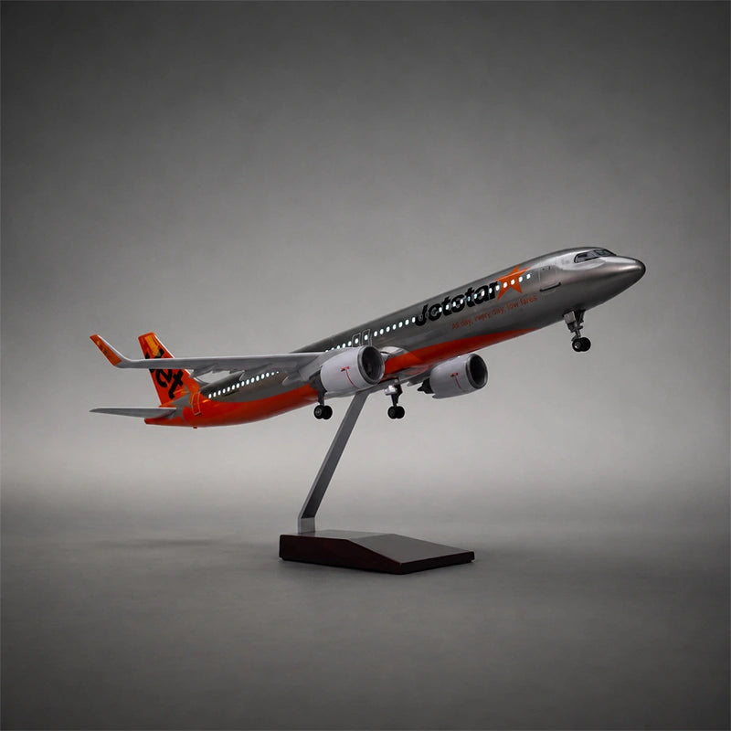 Jetstar Airbus A321neo 1:100 Scale Model