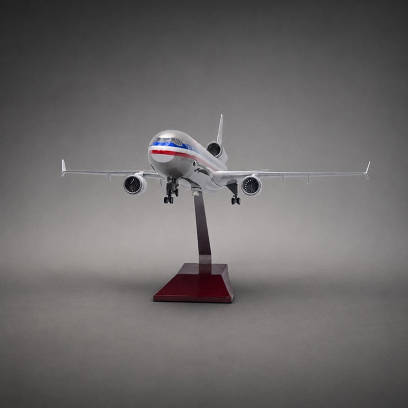 American Airlines McDonnell Douglas MD-11 1:130 Scale Model
