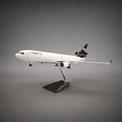 World Airways McDonnell Douglas MD-11 1:130 Scale Model