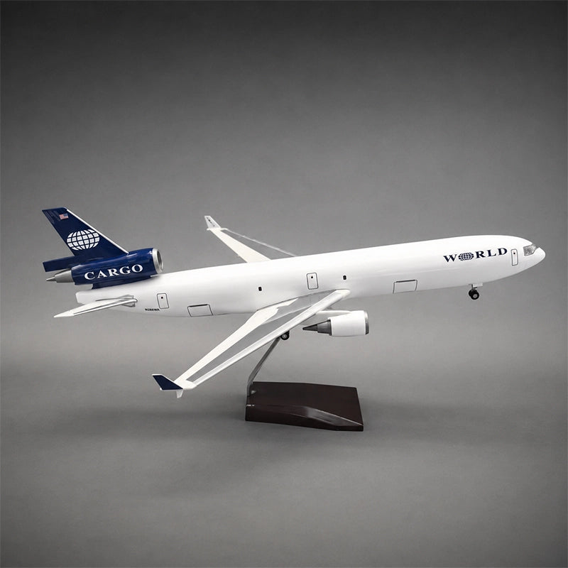 World Airways McDonnell Douglas MD-11 1:130 Scale Model