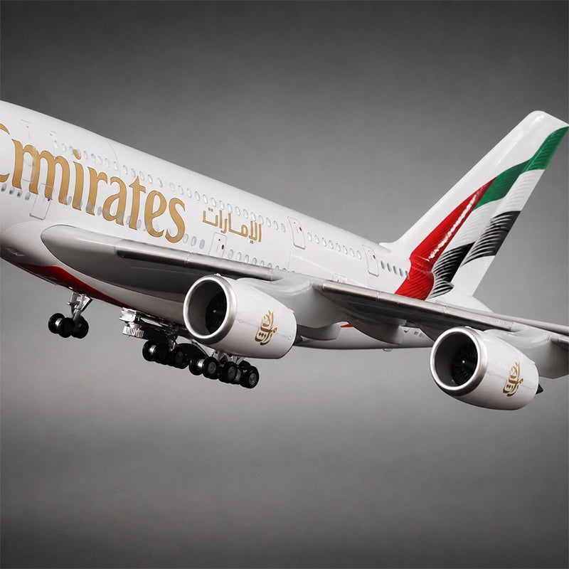 Emirates Airbus A380 1:160 Scale Model