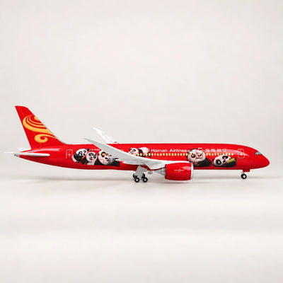 Model Boeing 787 Hainan Airlines v edici Kung Fu Panda v měřítku 1:130