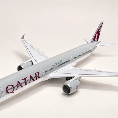 Qatar Airways Airbus A350-1000 – Modell im Maßstab 1:157