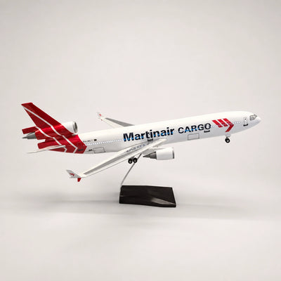 نموذج FedEx McDonnell Douglas MD-11 بمقياس 1:130