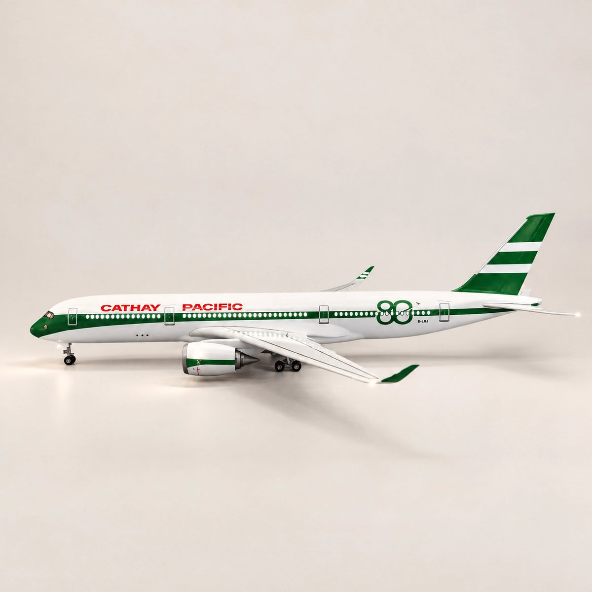 Airbus A350 Cathay Pacific – edice k 80. výročí – model v měřítku 1:142
