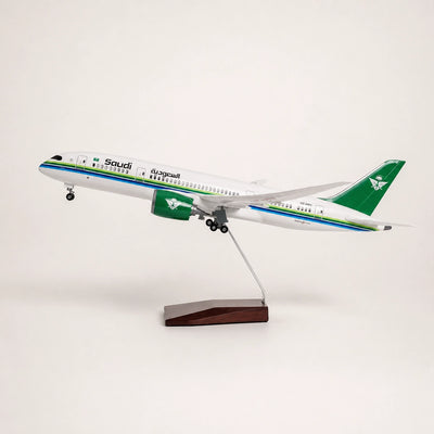 Saudia Boeing 787 Dreamliner 1:130 Scale Model