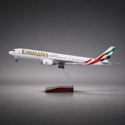 Emirates Airbus A350-1000 1:142 Scale Model