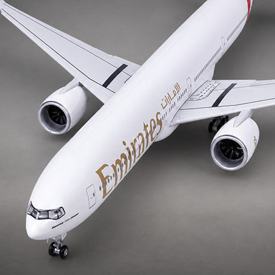 Emirates Boeing 777 1:157 Scale Model