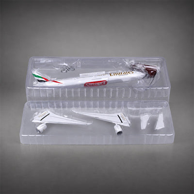 Emirates Boeing 777 1:157 Scale Model