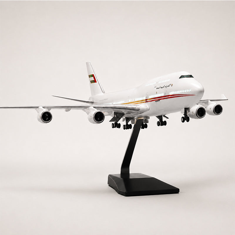 UAE Presidential Flight Boeing 747 1:150 Scale Model