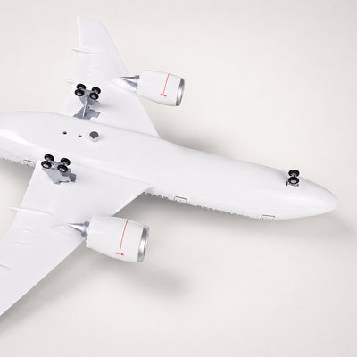 Japan Airlines Boeing 787 1:130 Scale Model