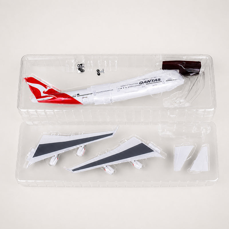 Qantas Boeing 747-400 1:150 Scale Model