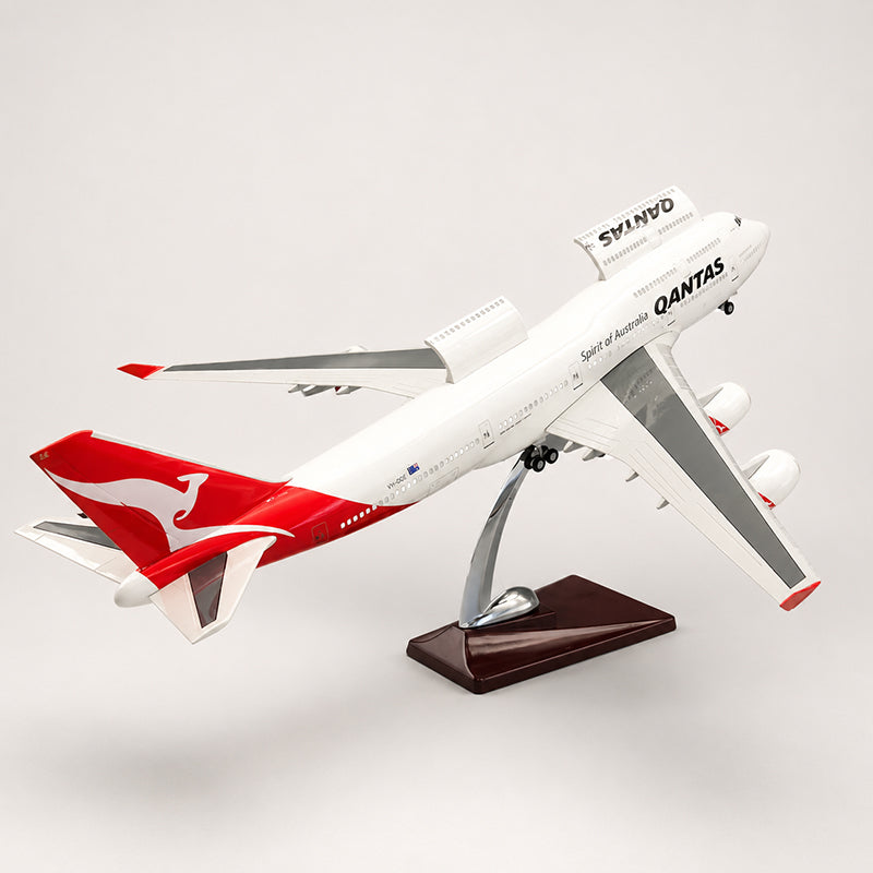 Qantas Boeing 747-400 1:150 Scale Model