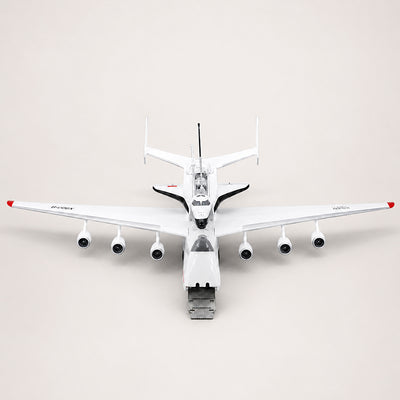Antonov An-225 Mriya with Buran Space Shuttle 1:200 Scale Model
