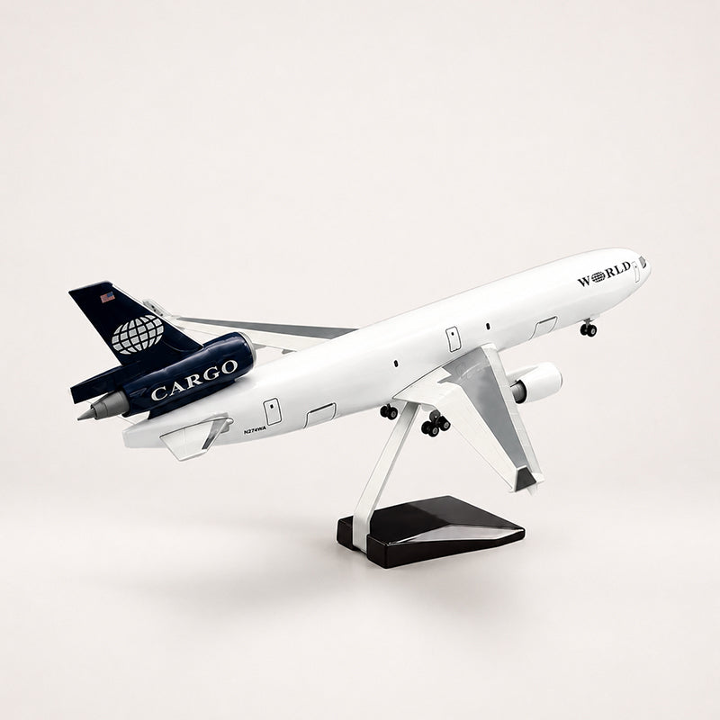 World Airways McDonnell Douglas MD-11 1:130 Scale Model