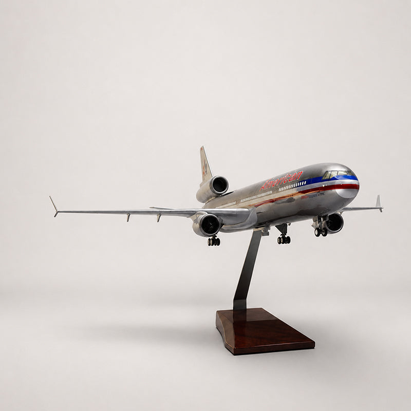American Airlines McDonnell Douglas MD-11 1:130 Scale Model