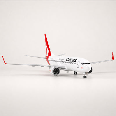 Qantas Boeing 737-800 1:85 Scale Model