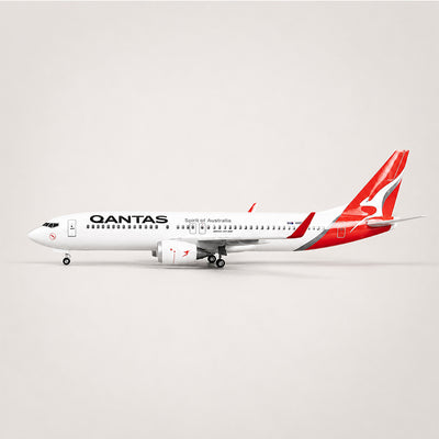 Qantas Boeing 737-800 1:85 Scale Model