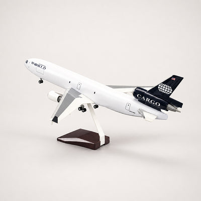 World Airways McDonnell Douglas MD-11 1:130 Scale Model
