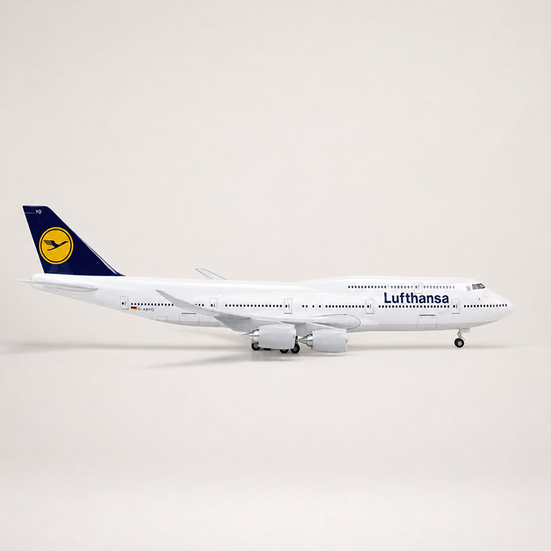 Lufthansa Boeing 747 Classic Livery 1:160 Scale Model