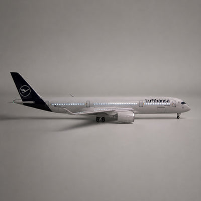 Lufthansa Airbus A350 1:142 Scale Model