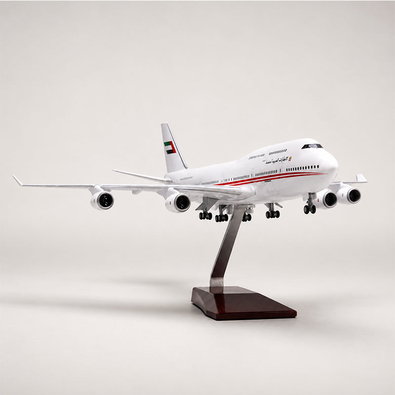 UAE Presidential Flight Boeing 747 1:150 Scale Model