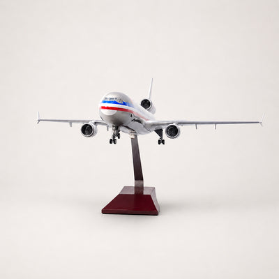 American Airlines McDonnell Douglas MD-11 1:130 Scale Model