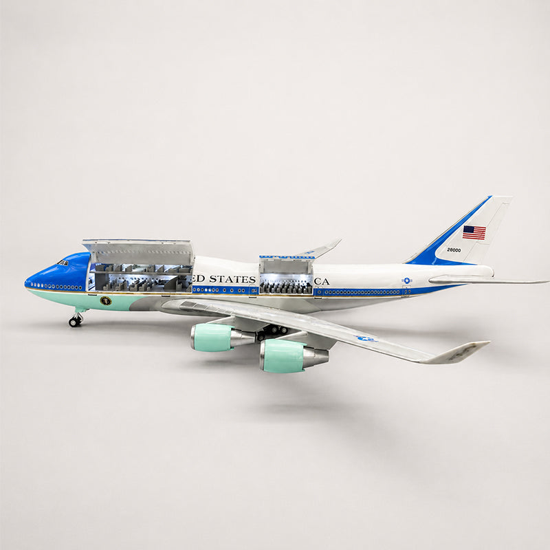 US Air Force One Boeing 747 1:150 Scale Model