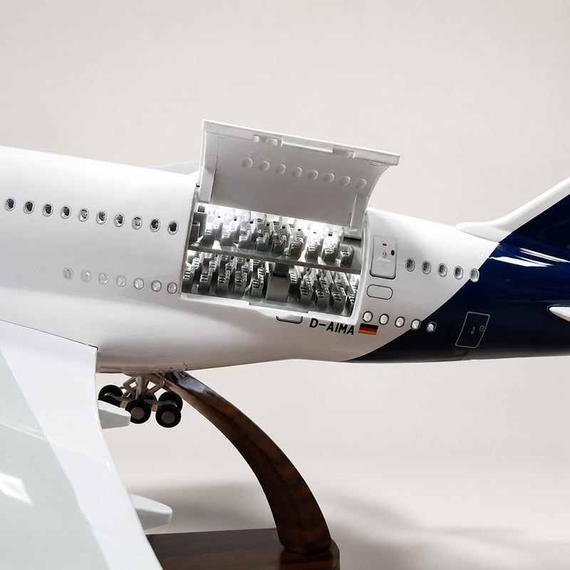Lufthansa Airbus A380 1:160 Scale Model