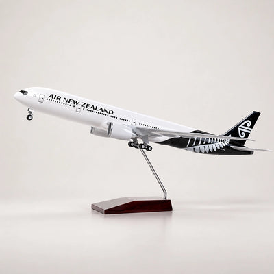 Air New Zealand Boeing 777-300ER 1:157 Scale Model