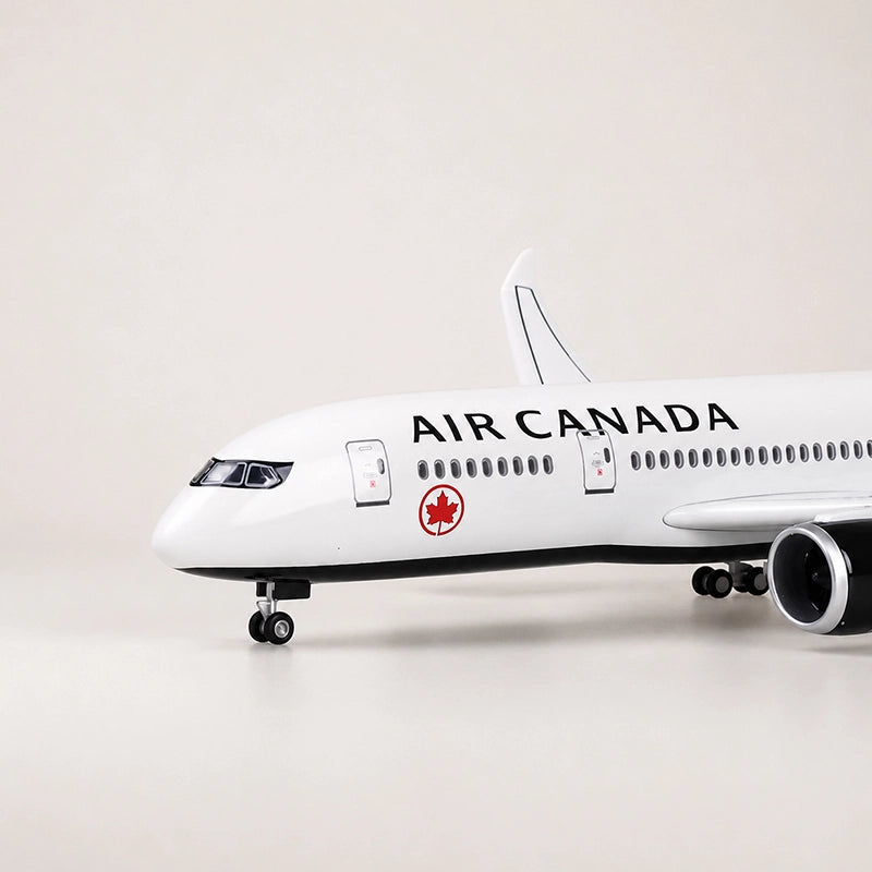 Air Canada Boeing 787 1:130 Scale Model