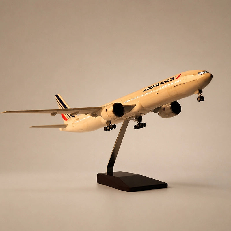 Air France Boeing 777-300ER 1:157 Scale Model