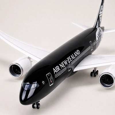 Air New Zealand Boeing 787 1:130 Scale Model