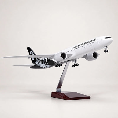 Air New Zealand Boeing 777-300ER 1:157 Scale Model