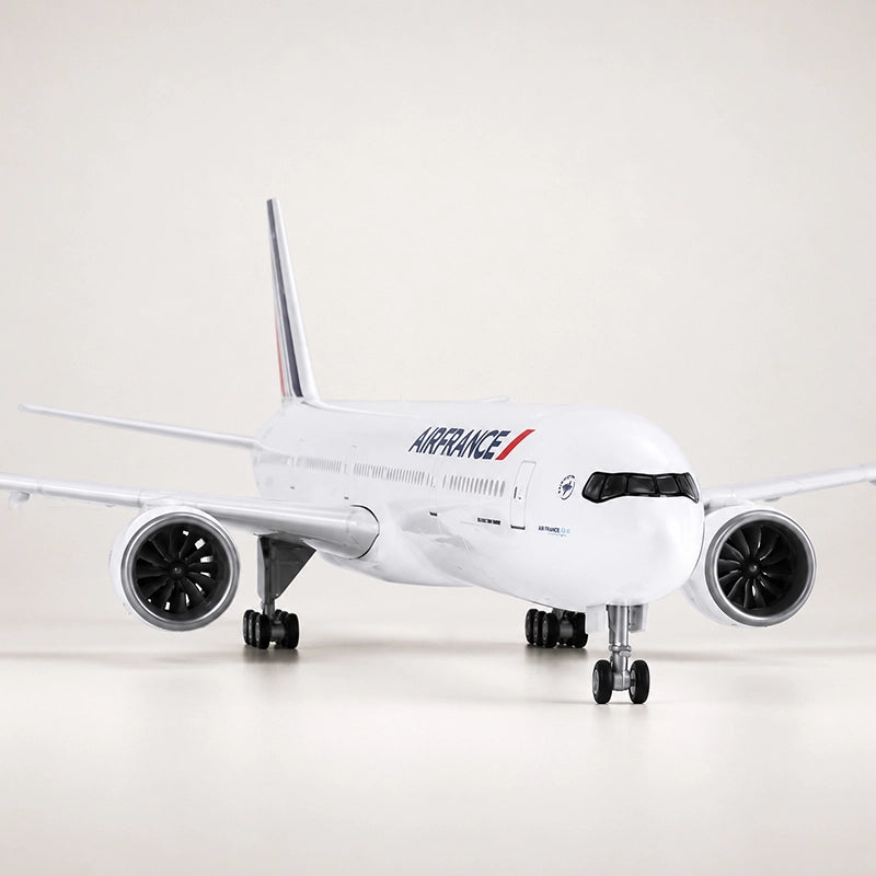 Air France Boeing 777-300ER 1:157 Scale Model