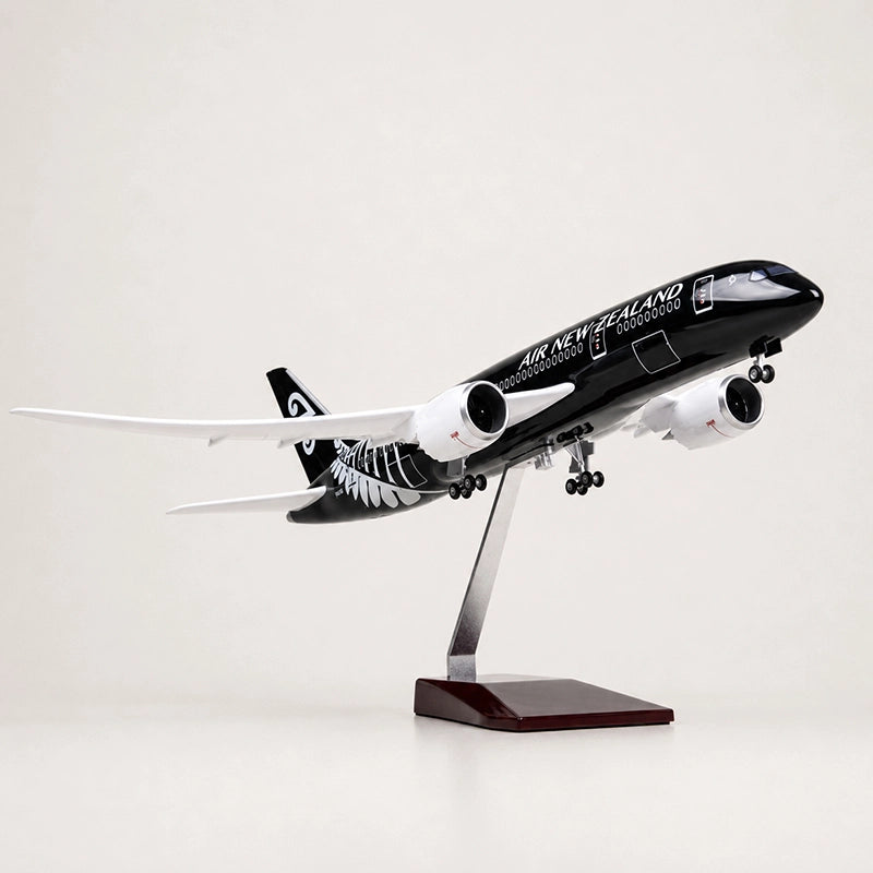 Air New Zealand Boeing 787 1:130 Scale Model