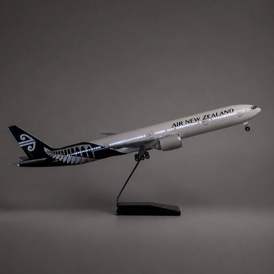 Air New Zealand Boeing 777-300ER 1:157 Scale Model
