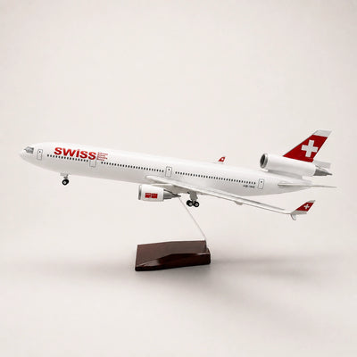 FedEx McDonnell Douglas MD-11 Modell im Maßstab 1:130