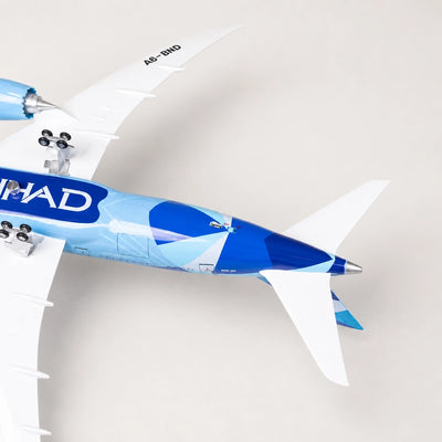 Model Etihad Airways Boeing 787 Manchester City Edition v měřítku 1:130