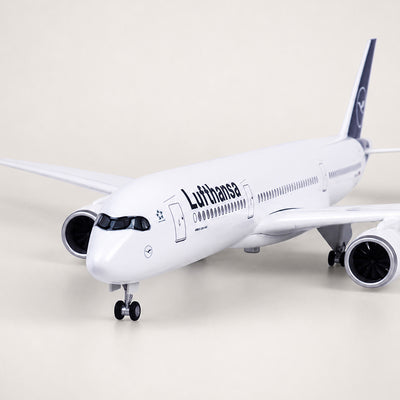 Lufthansa Airbus A350 1:142 Scale Model