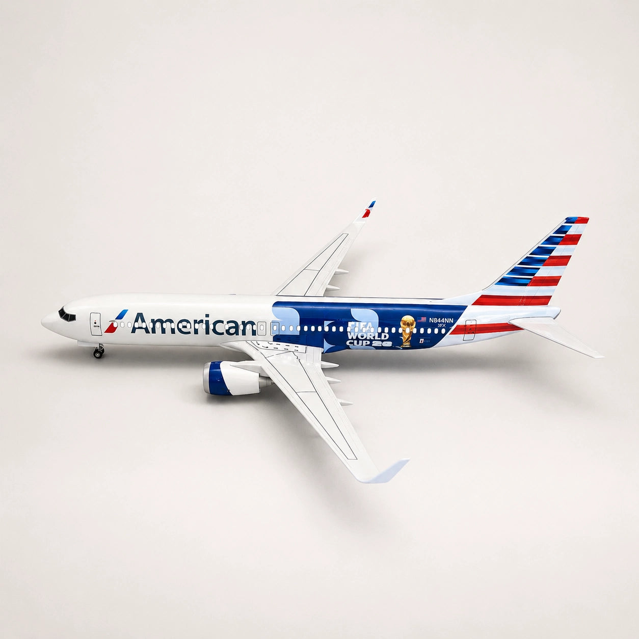 Schaalmodel American Airlines Boeing 737 – FIFA WK-editie 1:85