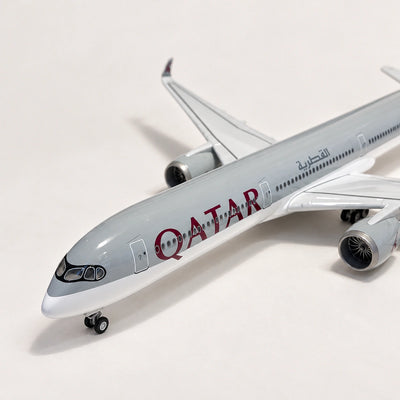 Qatar Airways Airbus A350-1000 – Modell im Maßstab 1:157