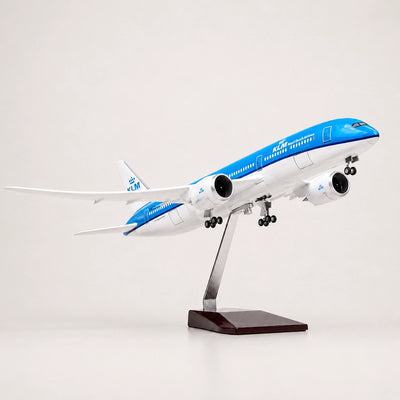 KLM Royal Dutch Airlines Boeing 787-10 1:145 Scale Model