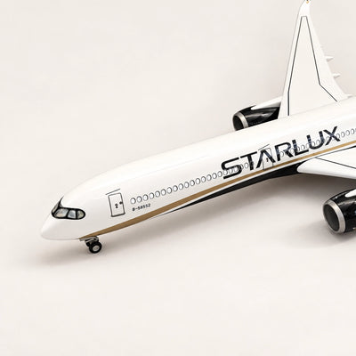 STARLUX Airlines Airbus A350-1000 – speciální zbarvení – model v měřítku 1:157