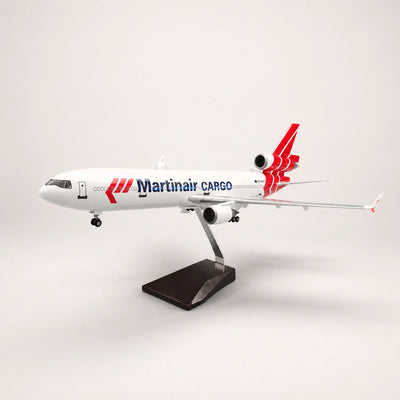 نموذج FedEx McDonnell Douglas MD-11 بمقياس 1:130