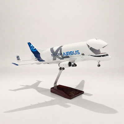 Airbus A330-743L BelugaXL Modell im Maßstab 1:150