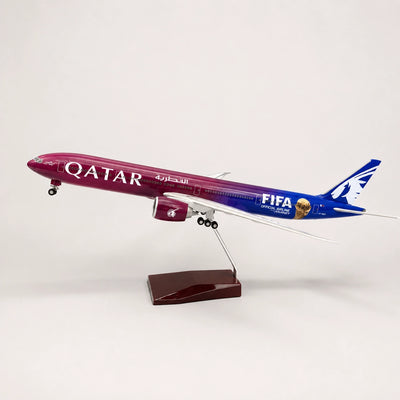 Model Qatar Airways Boeing 777 – edice Formula 1 v měřítku 1:135