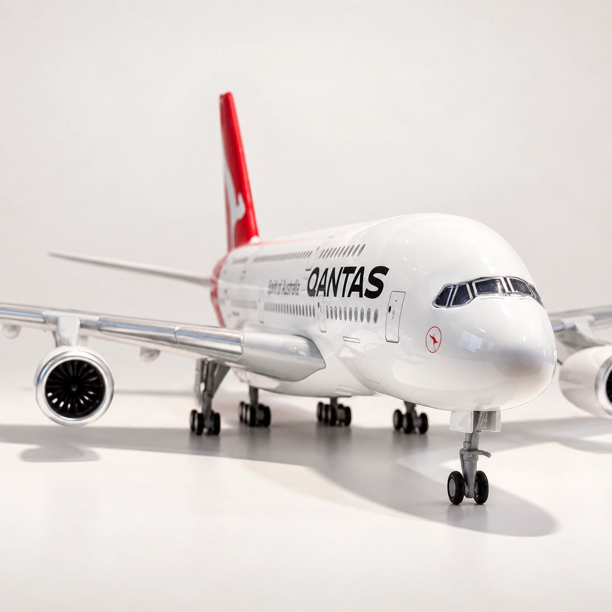 Qantas Airbus A380 1:160 Scale Model